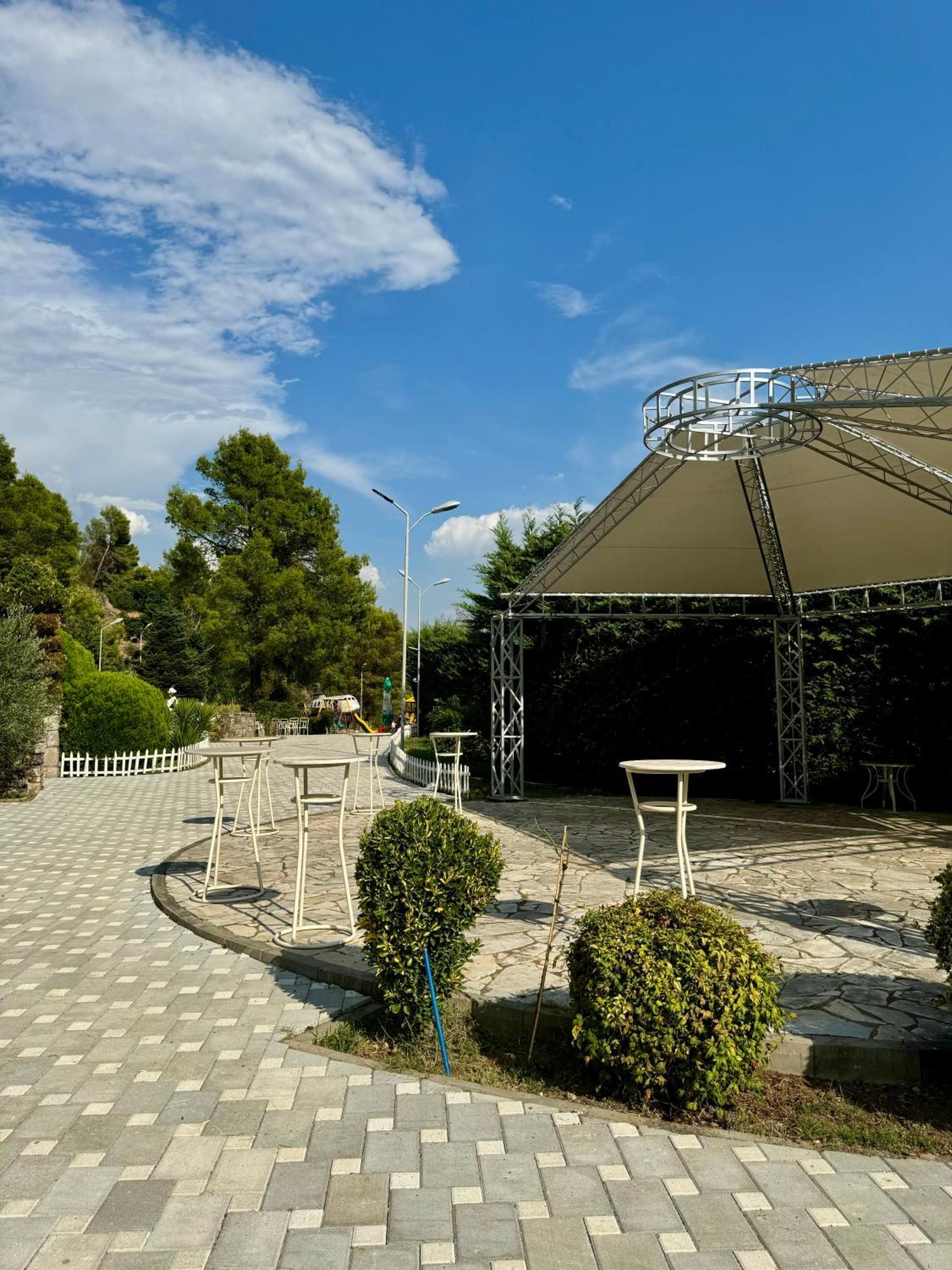 Hotel Panorama & Spa Эльбасан Экстерьер фото